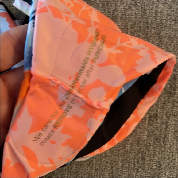 NWT Maaji Time To Bloom Safari Plunge One Piece - Picture 9 of 10